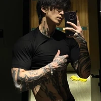 ดาเวน|เพื่อนนายเอก