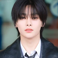 Yang Jeongin (21ans, pauvre, alpha)