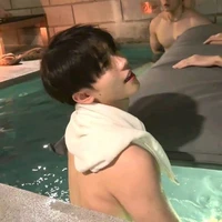 แอนดิว / เพื่อนชาย
