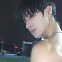 คิง[พ.อ.]