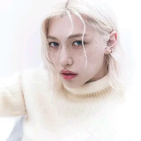 🍓 𝐿𝑒𝑒 𝐹𝑒𝑙𝑖𝑥