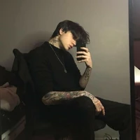 มาร์คัส(ประธานนร.+ช่างสัก+มาเฟียพอ.