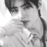 อคินทร์