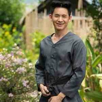 จ้อย
