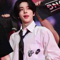 มินจุน//🌸👸🏻