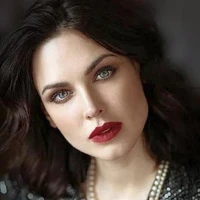 Suzana Gonçalves (madrasta de Ana)