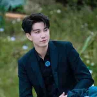 ไป๋ซินเยว่1️⃣