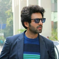 Nivaan malhotra (fl/frnd)