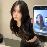 มิ้น  (เพื่อนพลอย)