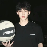 บอย พี่ น.อ