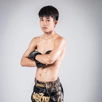 เตชิน(พระเอก)