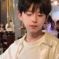 นํ้าทะเล(นายเอก)