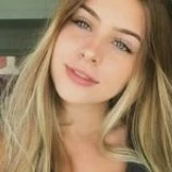 Anna (novia de Ethan)