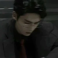 ซาน😶(พ่อนายเอก)