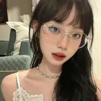 ไออุ่น(ชนิกานต์ สุทิมาศ|ใส่แว่น👑)