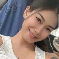 อชิ(แม่นางเอก)