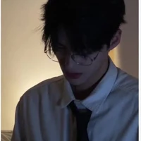 อาร์ม(พี่ชายพ.อ)