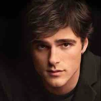 Noah Lestrange 