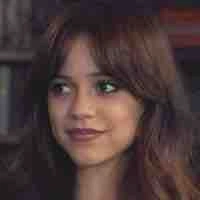 Eve Nott 