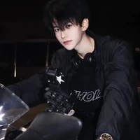 หลิน//เพื่อน น.อ//