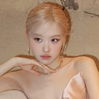 Emma(Ratu)