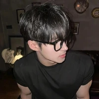 โฟม ( พระเอก )