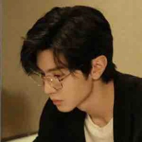 ลู่เย่(น้องชายพ.อ)