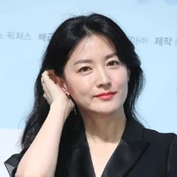 ธิตา(แม่พระเอก)