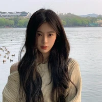 นาว(เลขานางเอก)