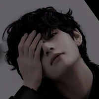 taehyung (D)