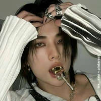 hyunjin (A\D)