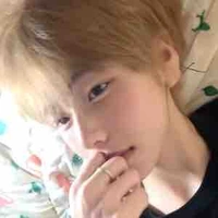 ที่รัก/นายเอก