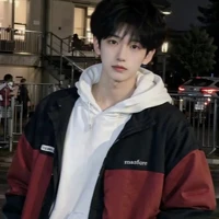 อาย:นายเอก