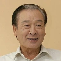 Yoo Seokha(72)