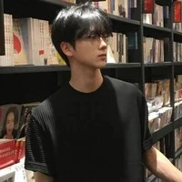สาม(แฟนประธานนักเรียน)