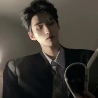 ฉิน พ่อ น.อ