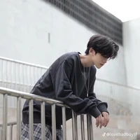 ต้น🍁(เพื่อนน.อ)🍂