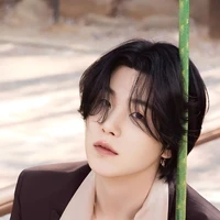 Yoongi (A.D)