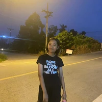 หนิง(น.อ)