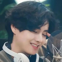KIM TAEHYUNG
