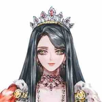 Queen Justin (the mother of prince Enzo