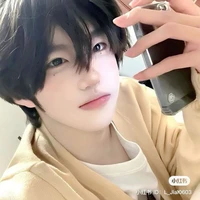 ยูชิน(นายเอก)