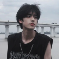 สกาย[รุ่นพี่น.อ-พ.อ]