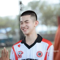 ออม/\เพื่อนน.อ