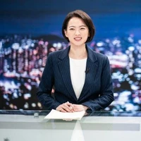 penyiar berita