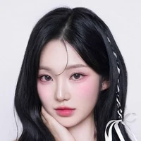 เดือน(พี่สาวนางเอก)