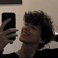 Miguel(1° príncipe de Welst /18 y)