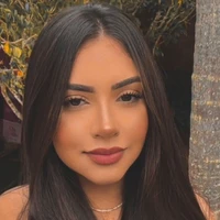 Esther(empregada pessoal da Kenay/23y)