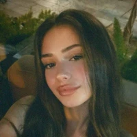 Sarah(prima da princesa/19y)