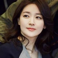 Angelica Regita (Ibu Shania)